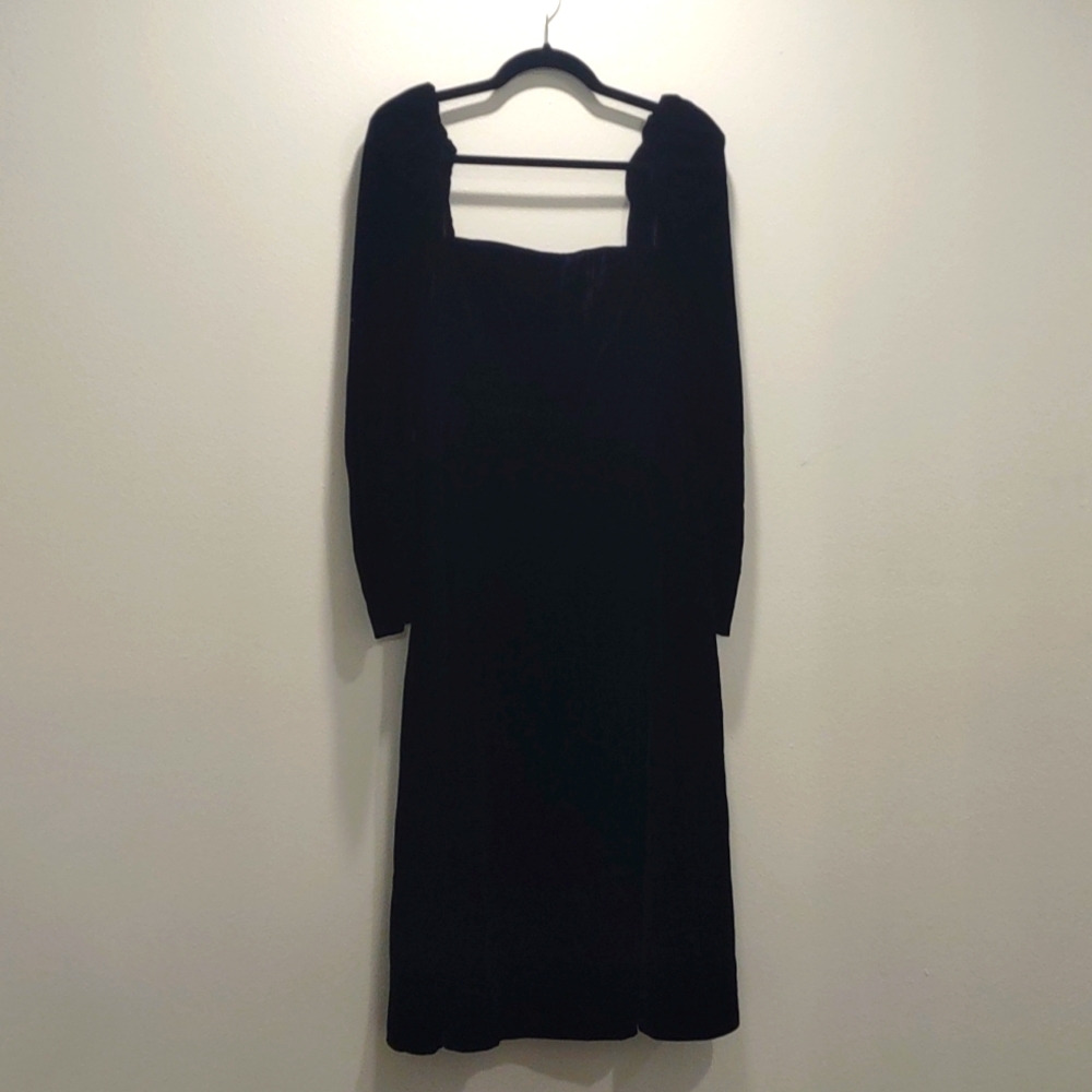 NWT Antonio Melani Black Velvet Formal Dress Size 4